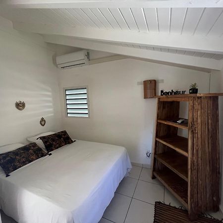 Spacieuse Villa Corossol Avec Piscine Et Jeux Exterieurs Le Gosier  Esterno foto