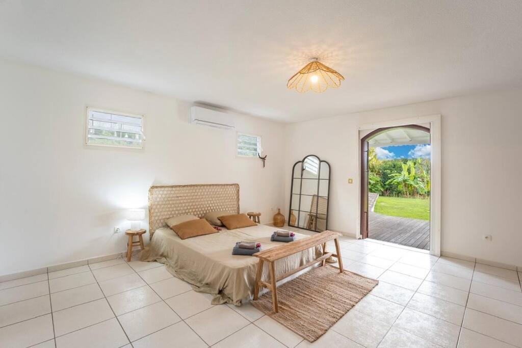 Spacieuse Villa Corossol Avec Piscine Et Jeux Exterieurs Le Gosier  Esterno foto