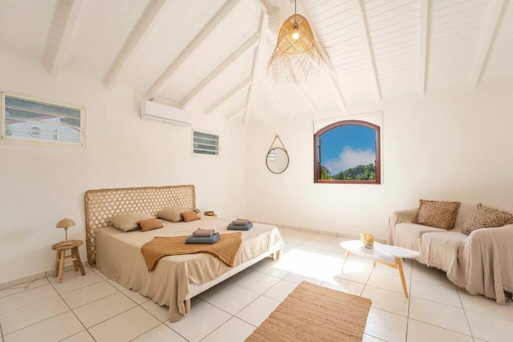 Spacieuse Villa Corossol Avec Piscine Et Jeux Exterieurs Le Gosier  Esterno foto