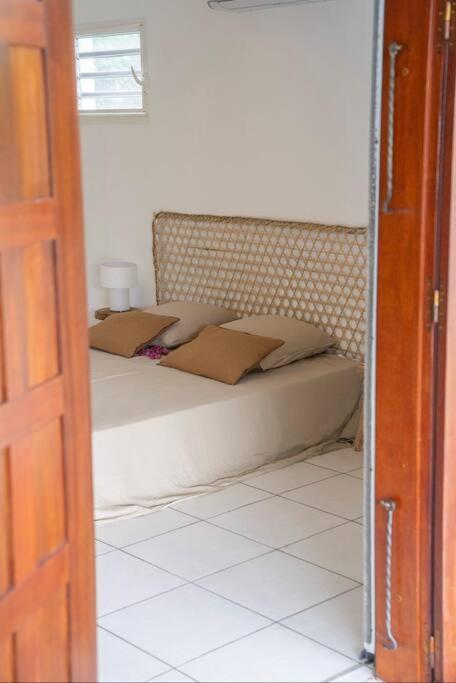 Spacieuse Villa Corossol Avec Piscine Et Jeux Exterieurs Le Gosier  Esterno foto
