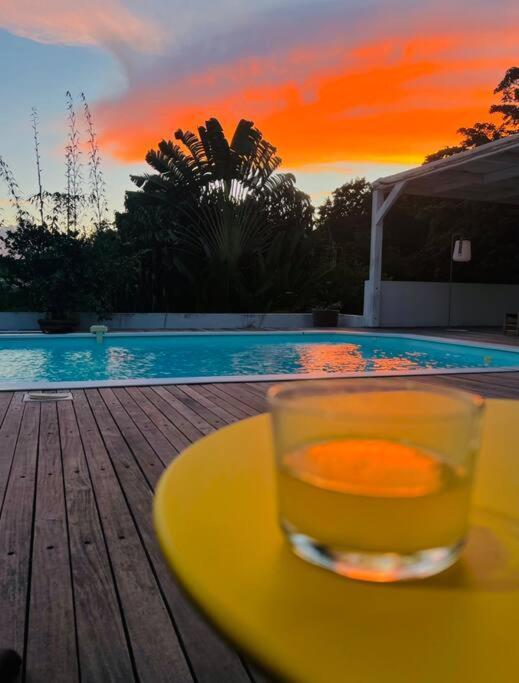 Spacieuse Villa Corossol Avec Piscine Et Jeux Exterieurs Le Gosier  Esterno foto