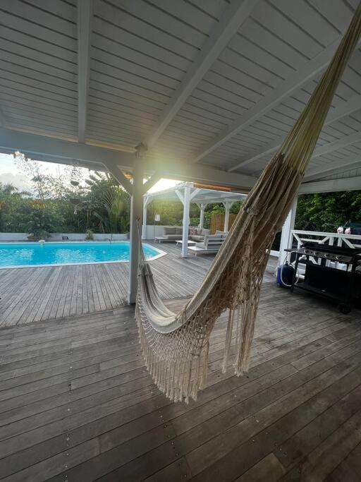 Spacieuse Villa Corossol Avec Piscine Et Jeux Exterieurs Le Gosier  Esterno foto